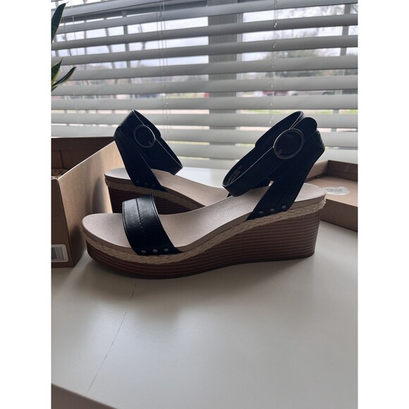 NWB Womens Black Wedge Sandals Size 11 | Frye and Company - Picture 3 of 4